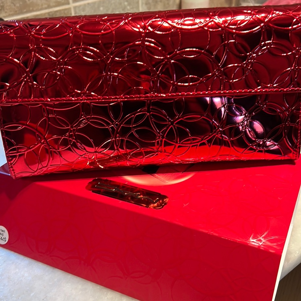 🎁Free with Makeup bundle over $50! MAC Cosmetics HOLIDAY Red clutch bag purse